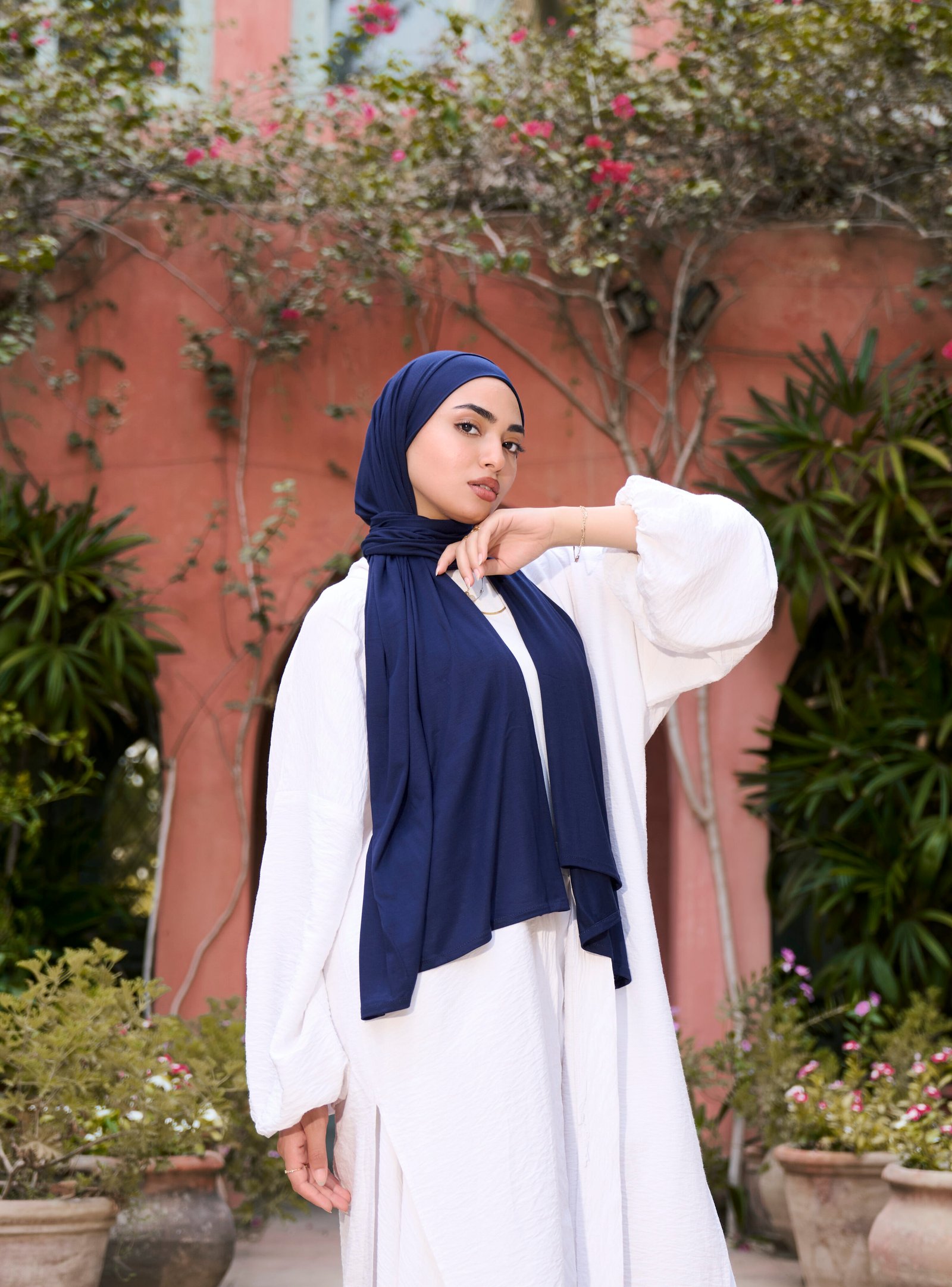 Navy blue - Image 4
