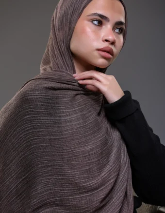Ruffled Hijab – Reddish Brown