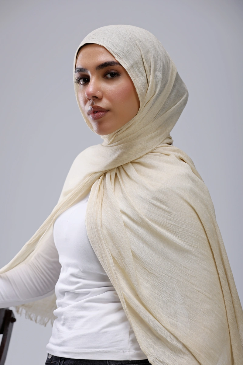 Ruffled Hijab – Light Ivory