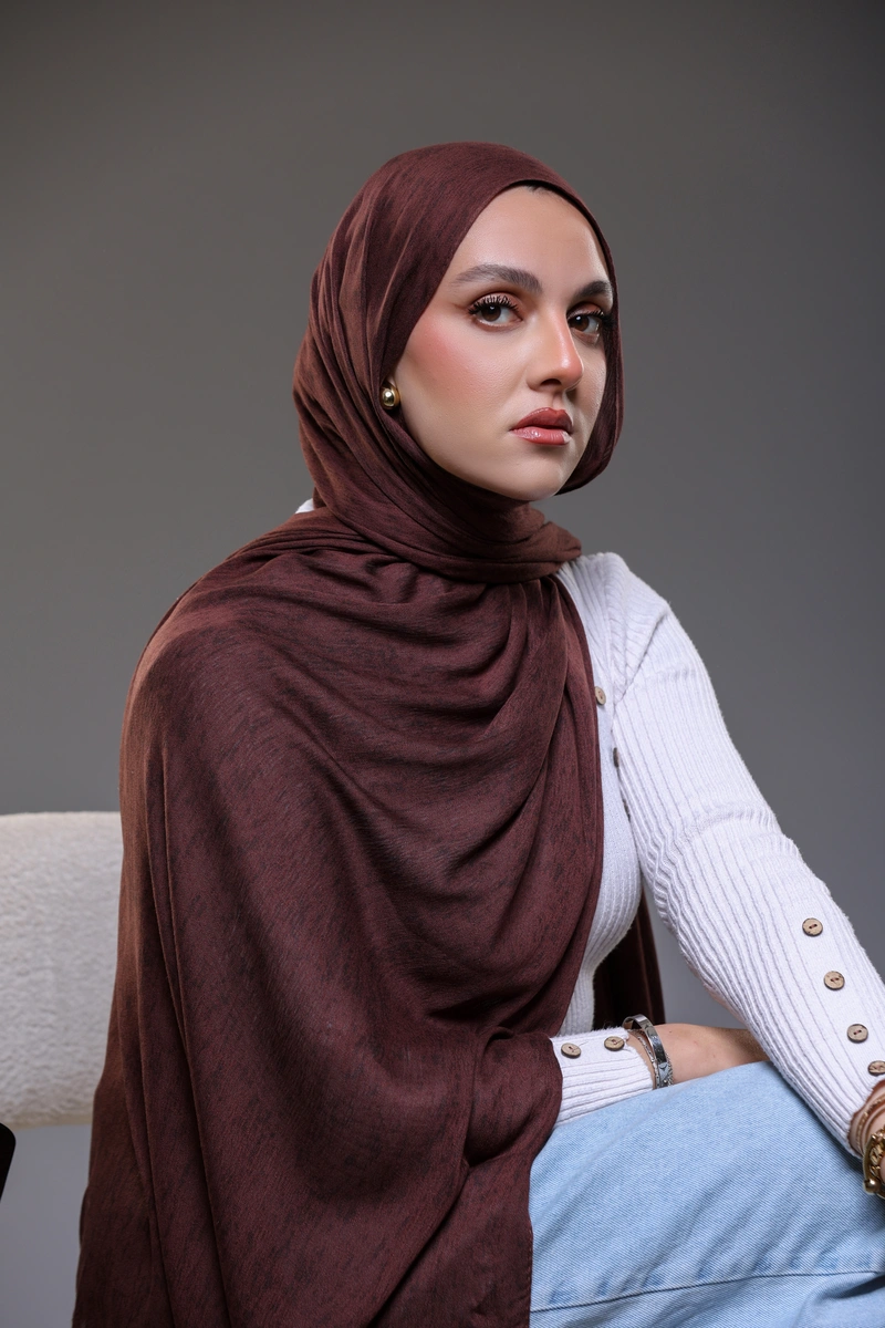 Reddish Brown - Image 3